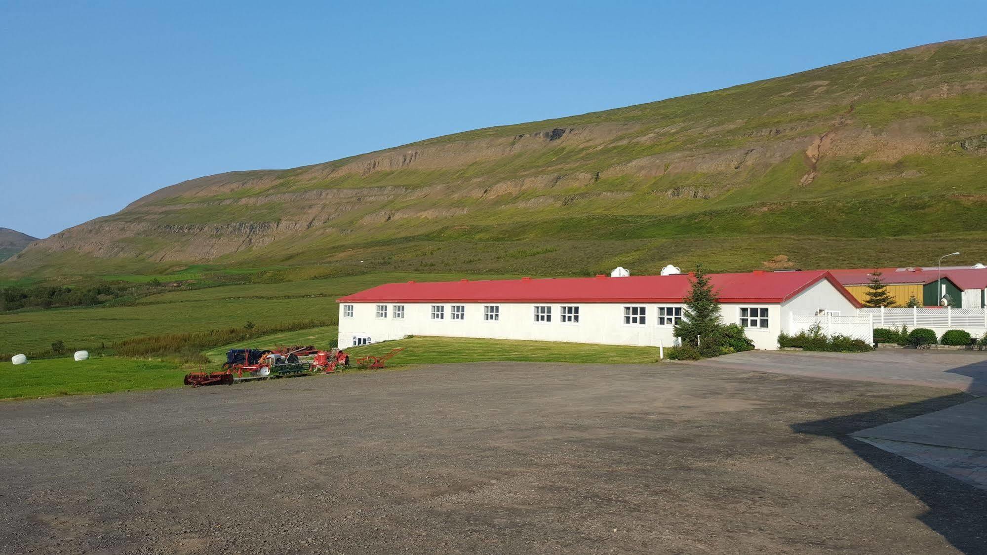Hotel Sveinbjarnargerdi Svalbarthseyri Exterior photo